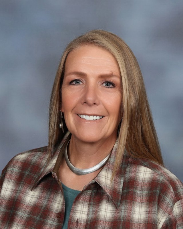 Emilee Lott : Agriculture and Business